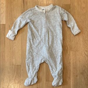 Old Navy Unisex Baby Onsie